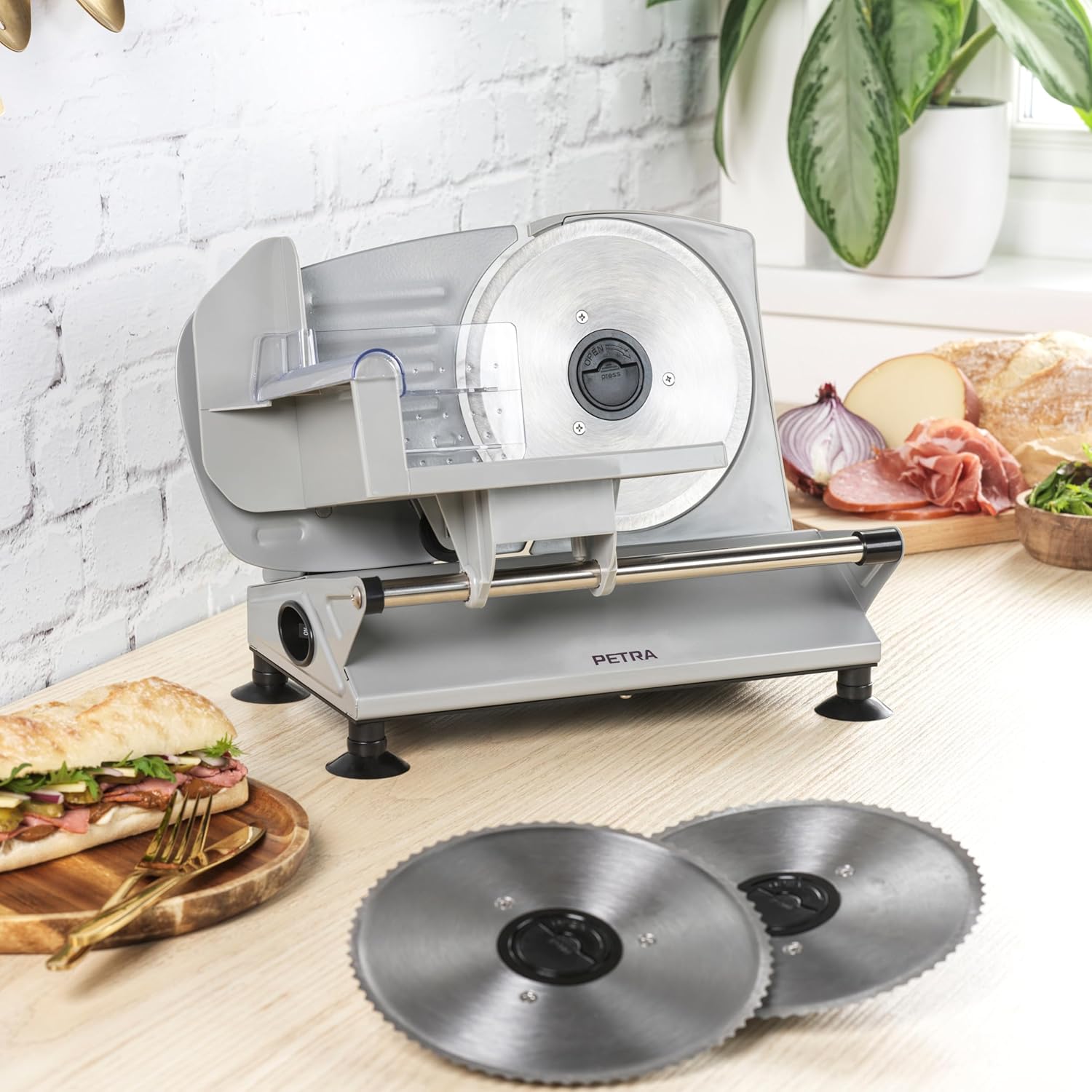 Petra - trancheuse électrique - 170mm, 1-15mm réglable, 3 lames inox