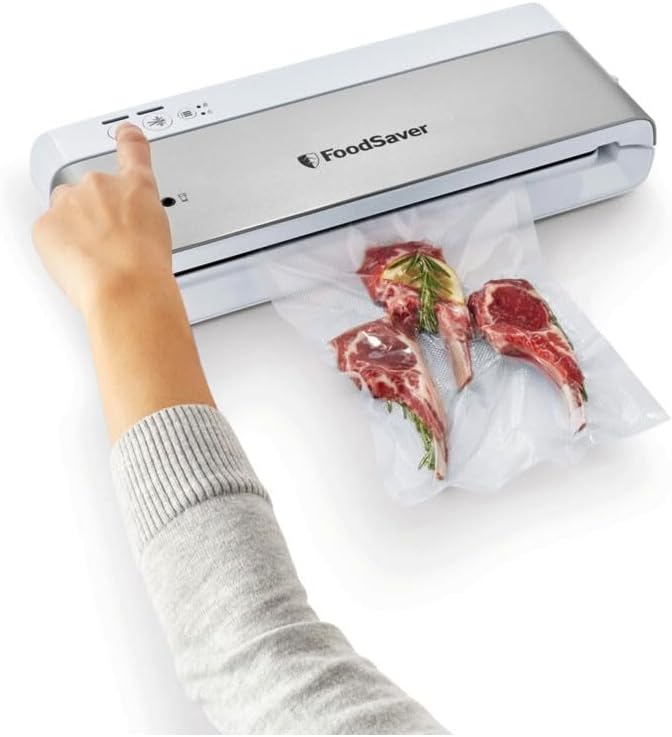 FoodSaver - machine sous vide compacte, inox/blanc, rouleau et sacs inclus, VS0100X
