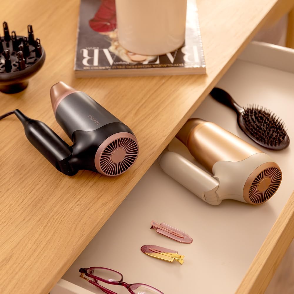 Cecotec - IoniCare Power&Travel - compact pliable, 2400W, ions, accessoires